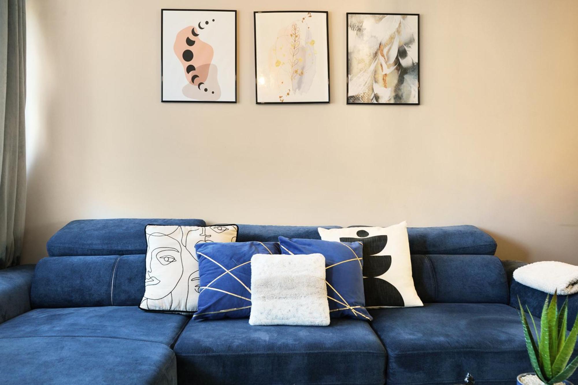 Cosy Corner In Aylesbury Near Stoke Mandeville Hospital & Town Centre With Private Parking Eksteriør bilde